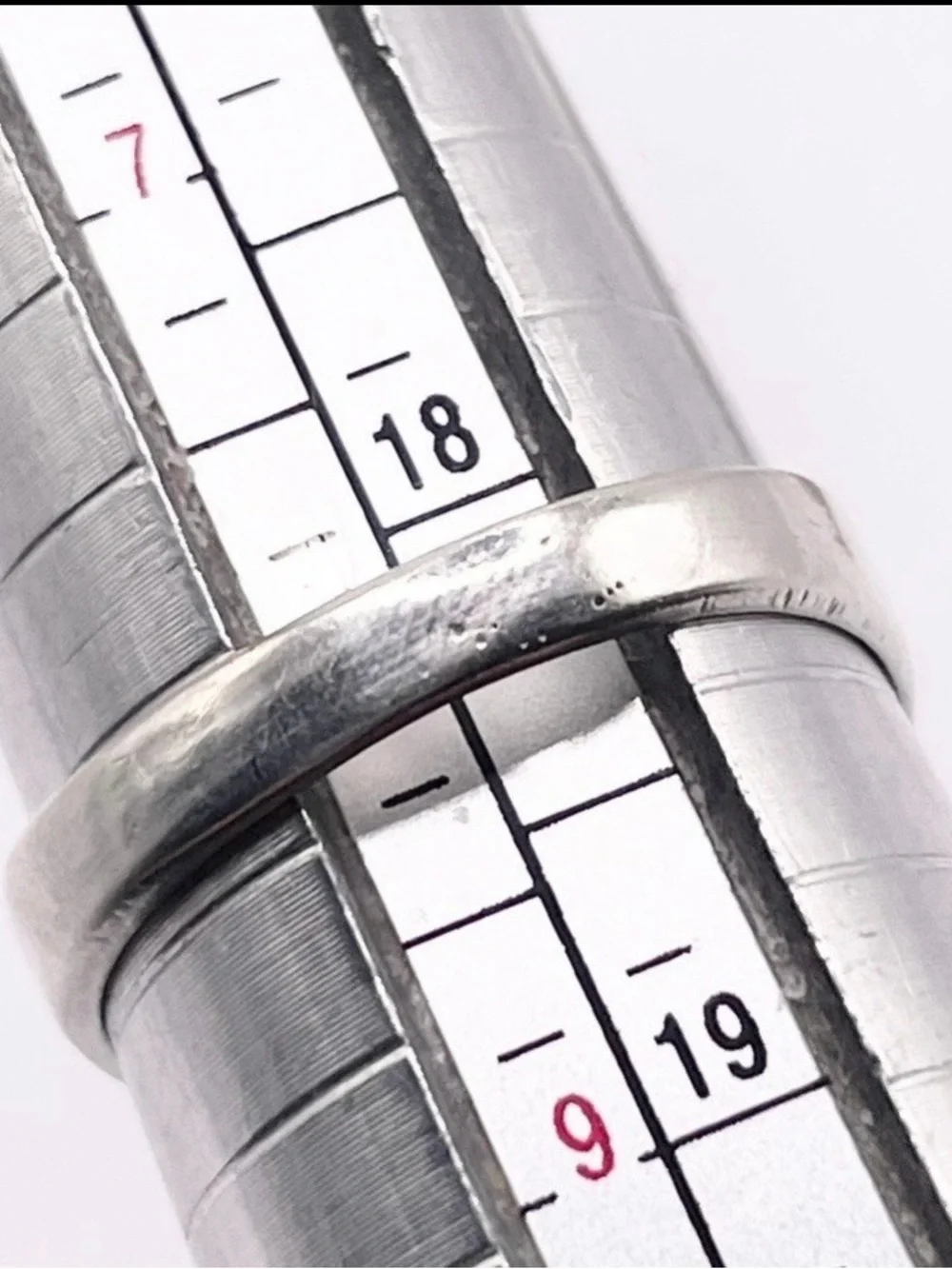 925 Sterling Silver size elegant